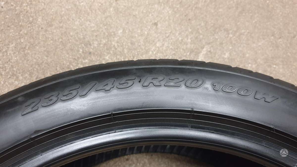 Pirelli PZero TM, летние 235/45 R20