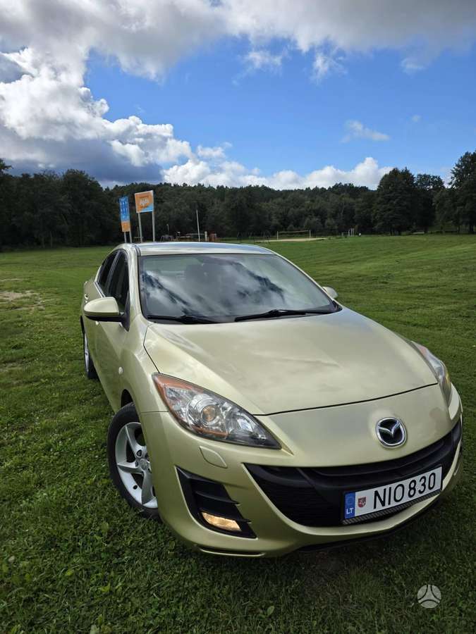 Mazda 3, 2.0 l., Седан