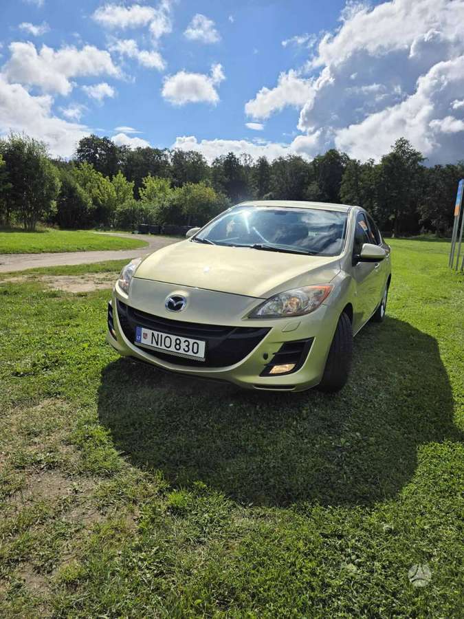 Mazda 3, 2.0 l., Седан