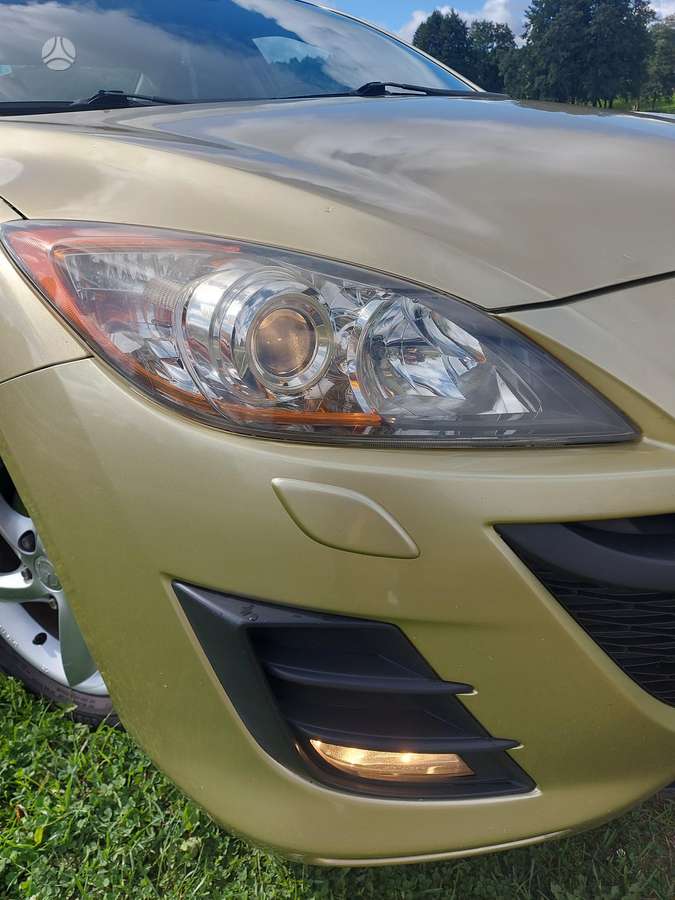 Mazda 3, 2.0 l., Седан
