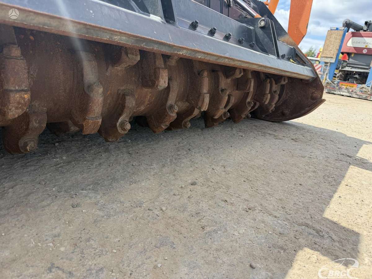 TMC Cancela TFX 225, freza