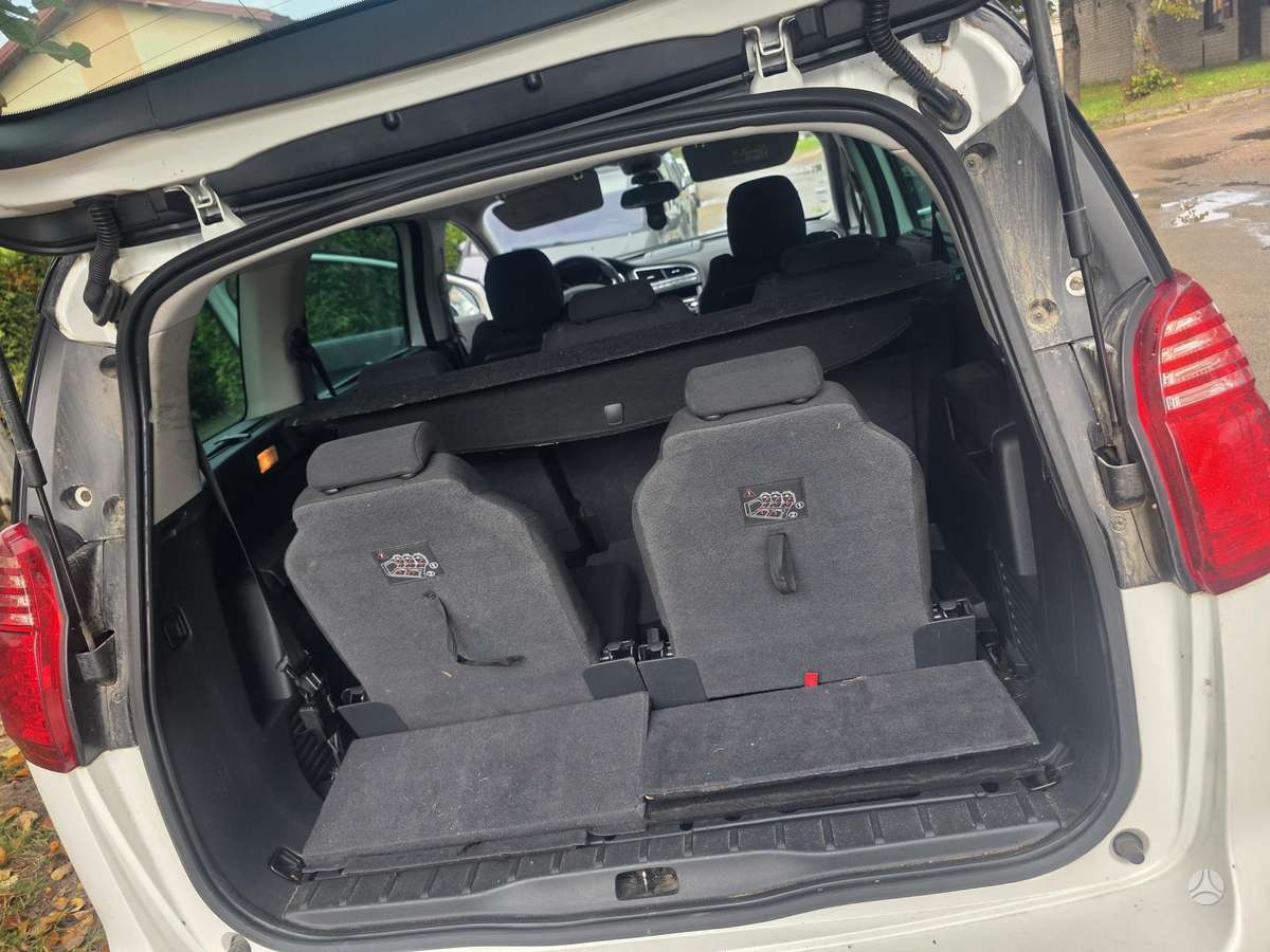 Peugeot 5008 2015 — photo 14