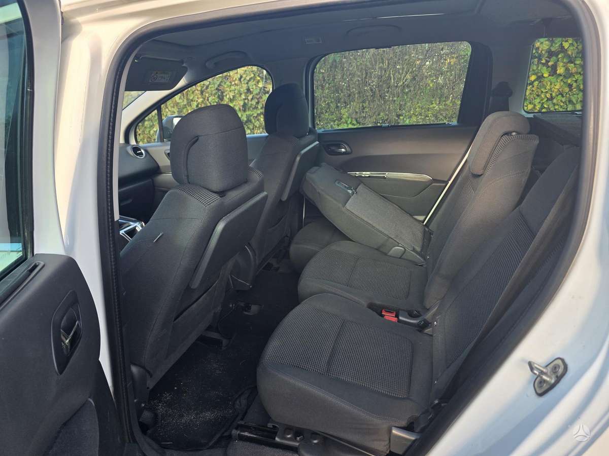 Peugeot 5008 2015 — photo 19
