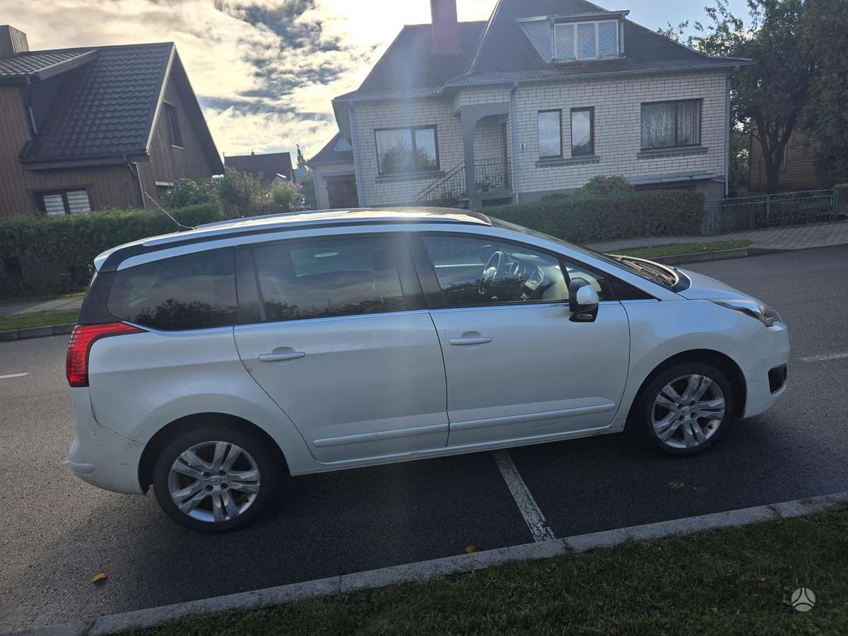 Peugeot 5008 2015 — photo 6