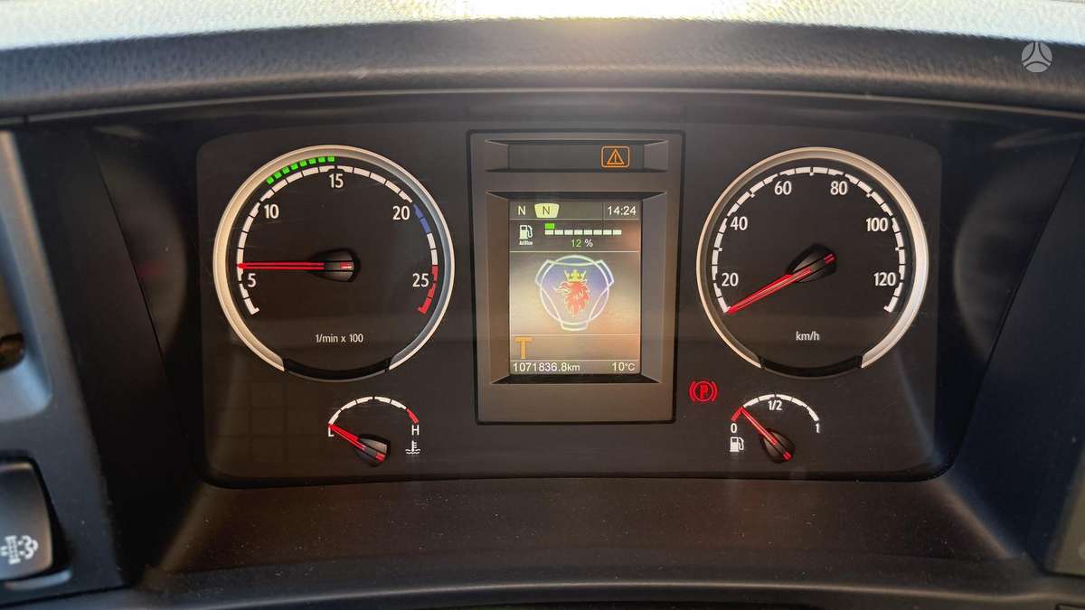 Scania R450, 2 спальных места
