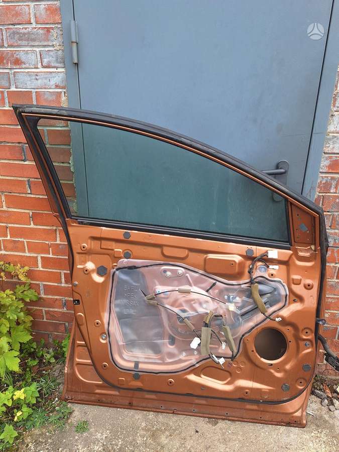Nissan Murano двери