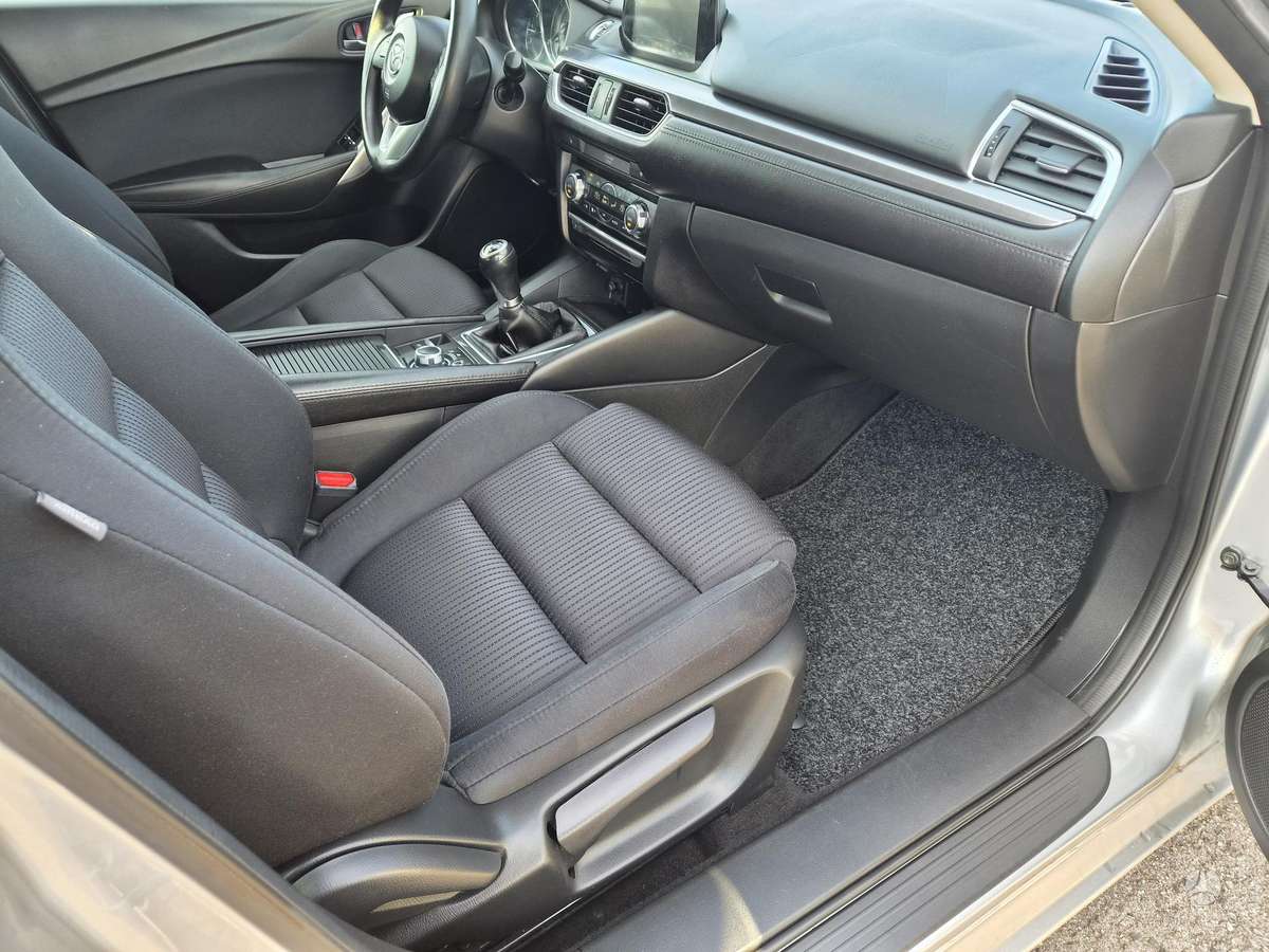 Mazda 6, 2.2 l., Универсал