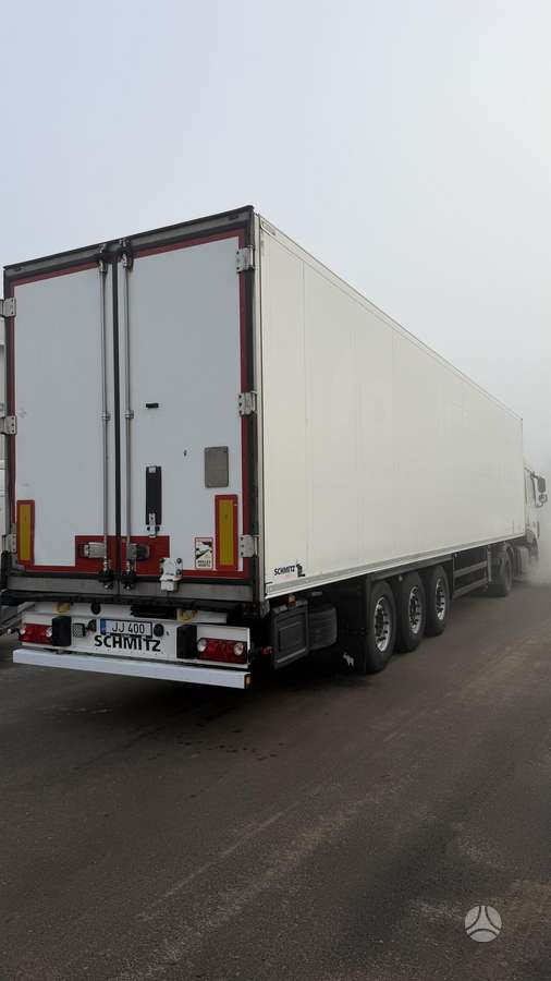 Schmitz SKO24, refrigerated