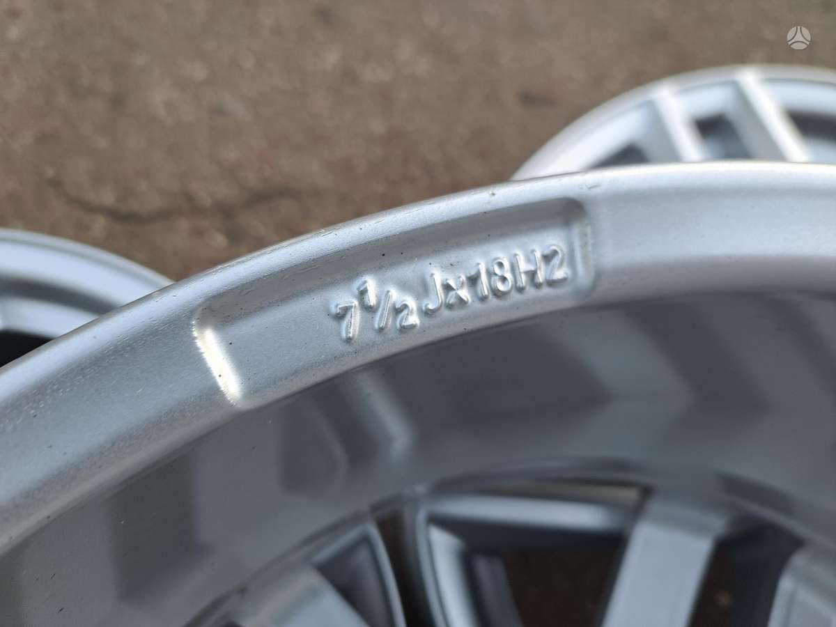 Volvo V60 V70 Xc40 Xc60, light alloy, R18 | A32730890