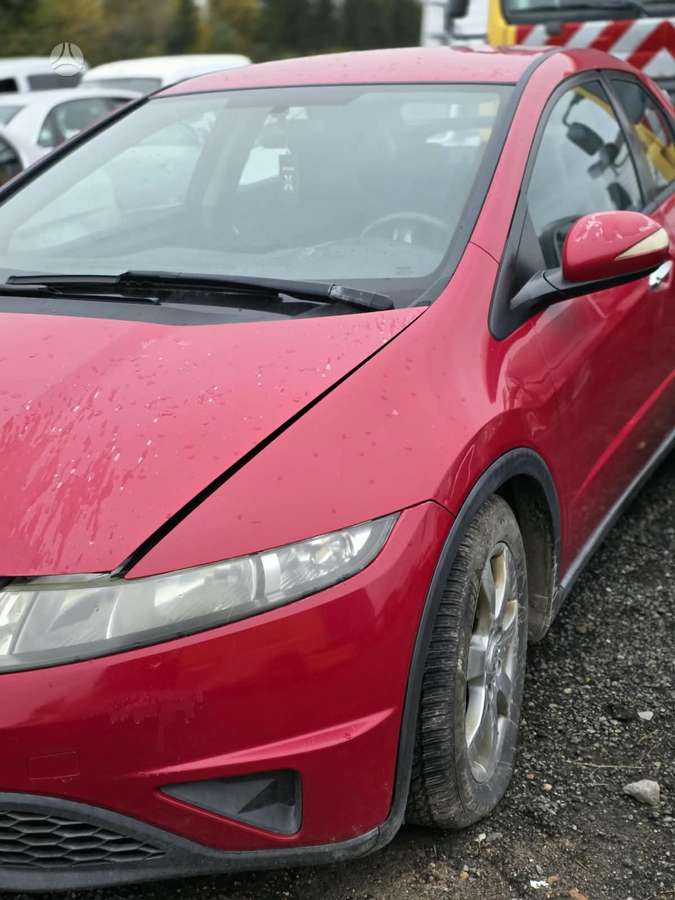 Honda Civic по частям