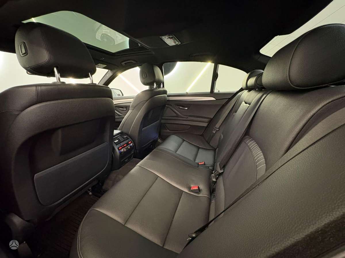 BMW 535, 3.0 l., Седан