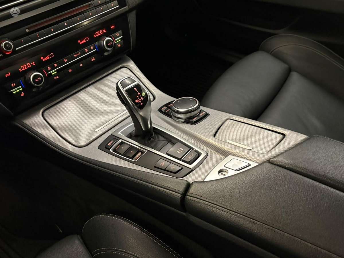 BMW 535, 3.0 l., Седан