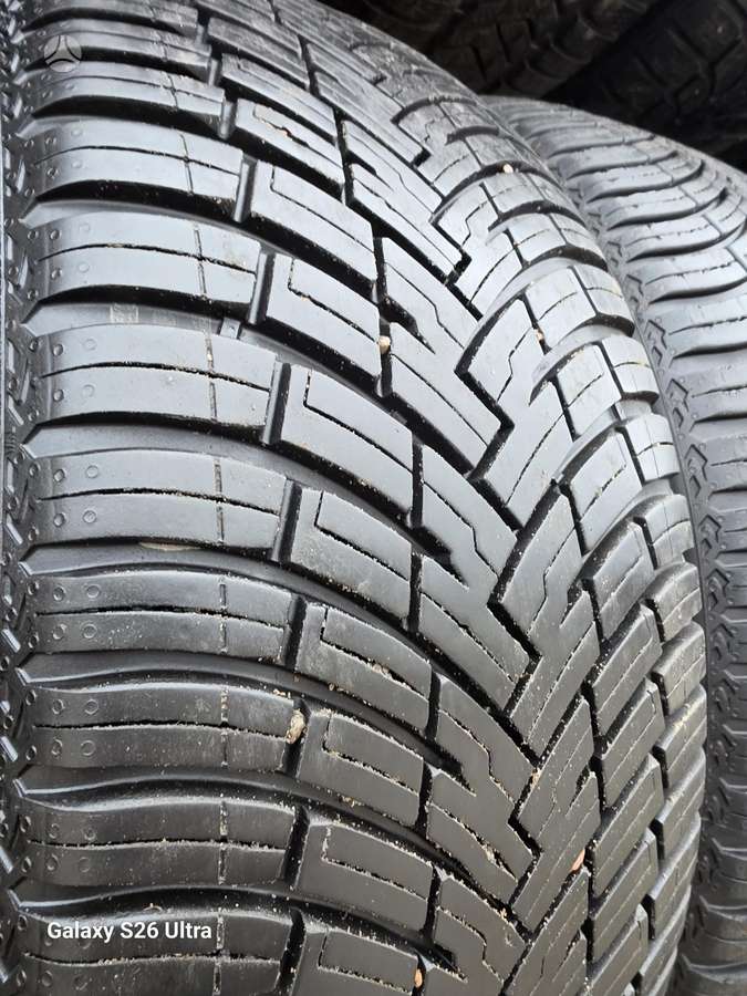 Pirelli POWERGY, всесезонные 225/50 R18