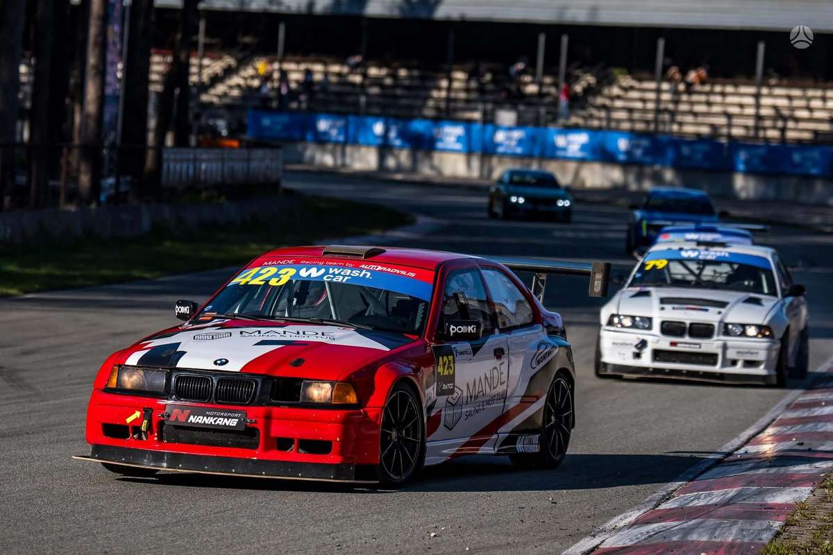 BMW M3, 3.0 l., hatchback