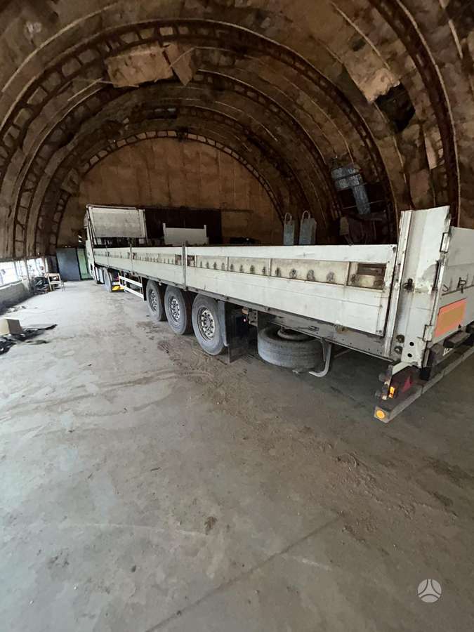 Schmitz SPR24, dropside
