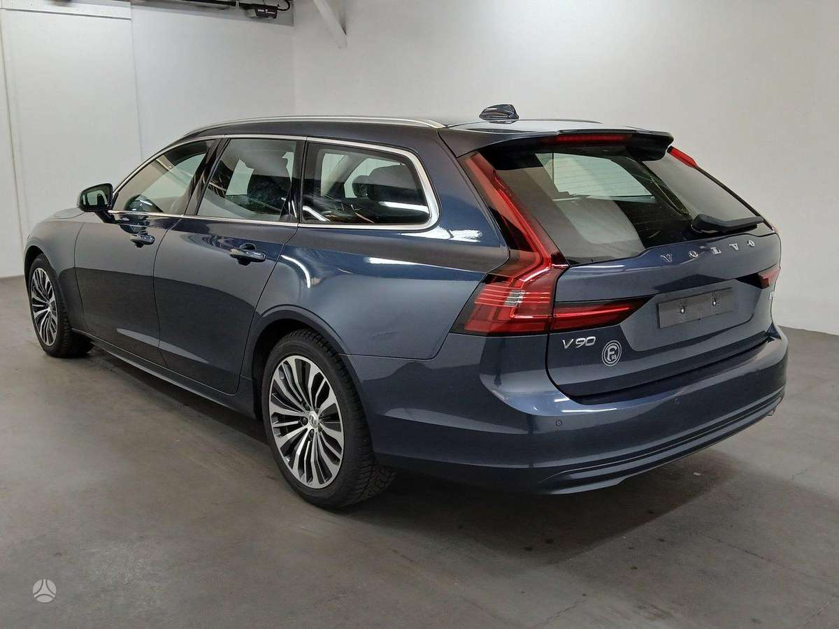 Volvo V90, Универсал
