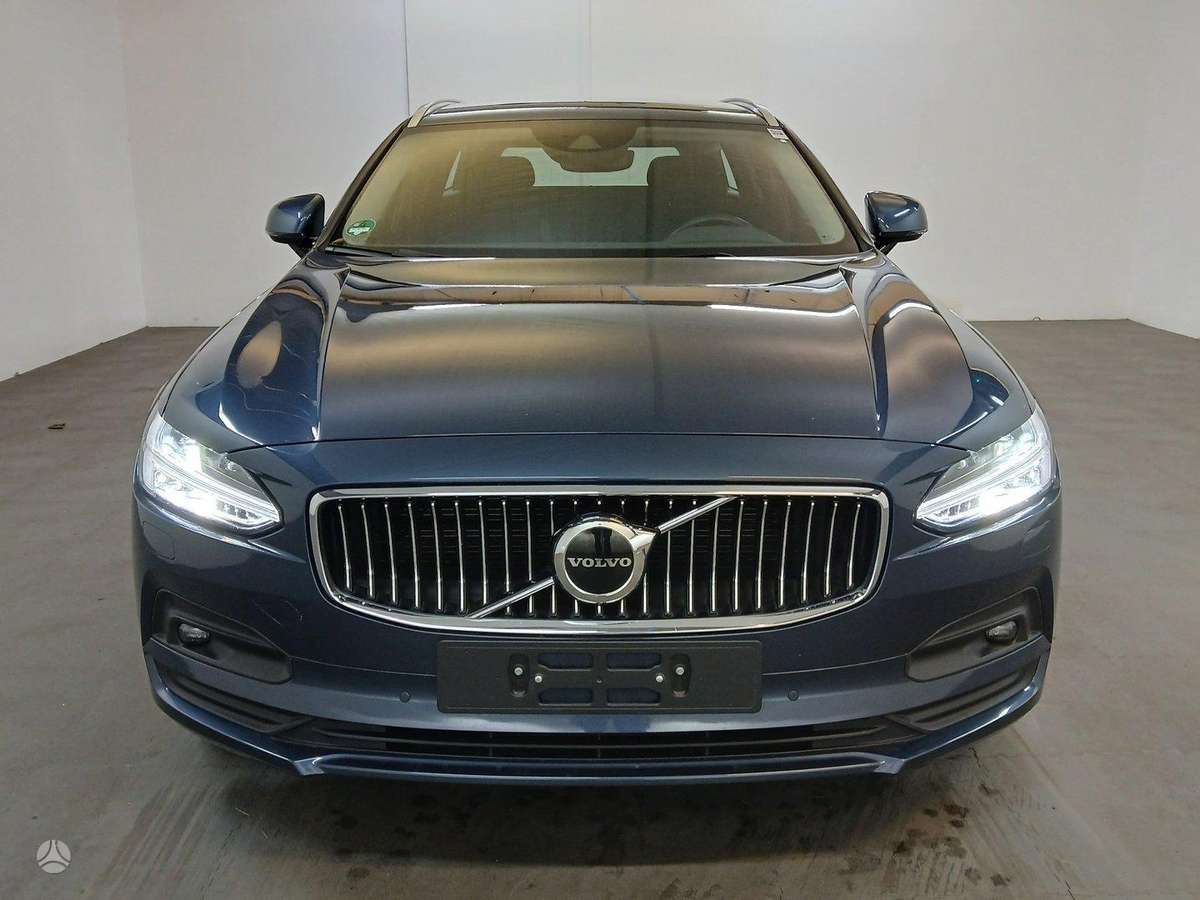 Volvo V90, Универсал