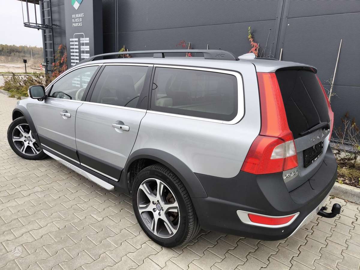 Volvo XC70, 2.4 l., Универсал