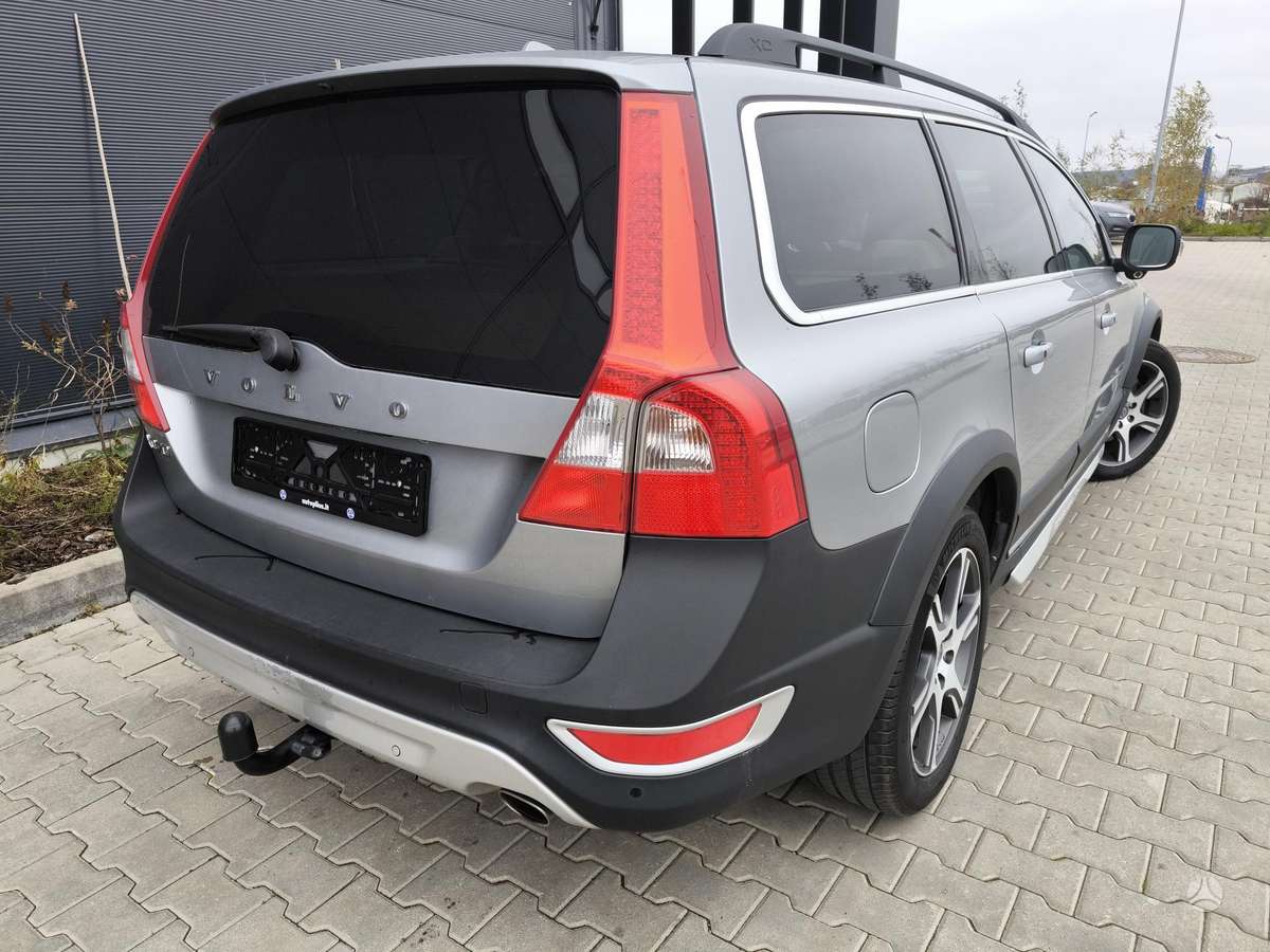 Volvo XC70, 2.4 l., Универсал