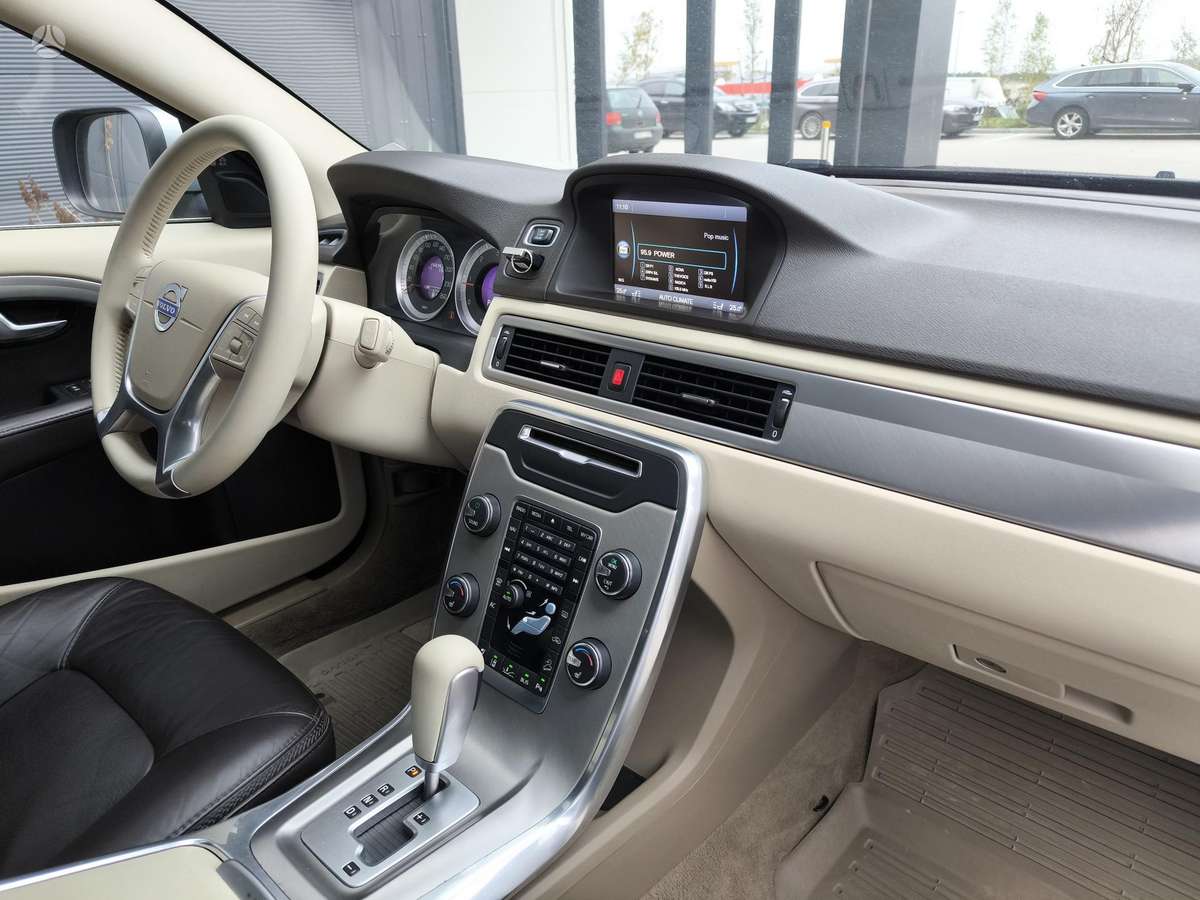 Volvo XC70, 2.4 l., Универсал