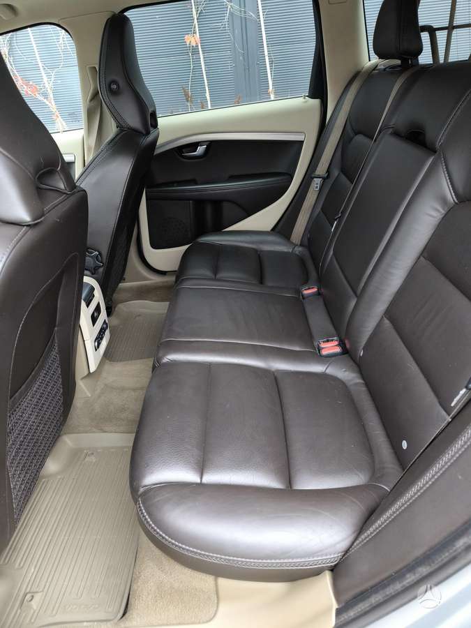 Volvo XC70, 2.4 l., Универсал