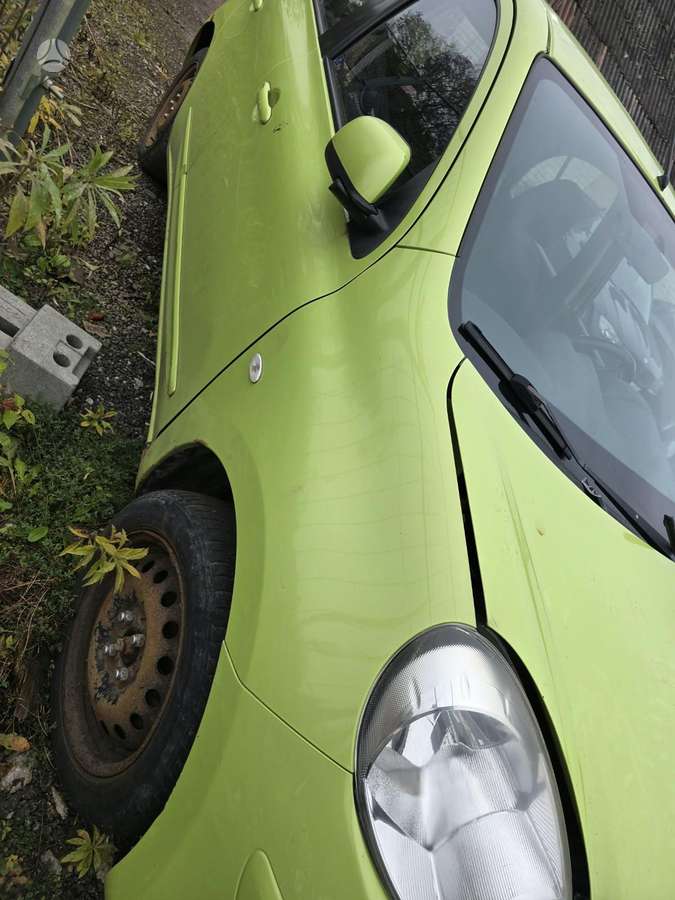 Nissan Micra dalimis