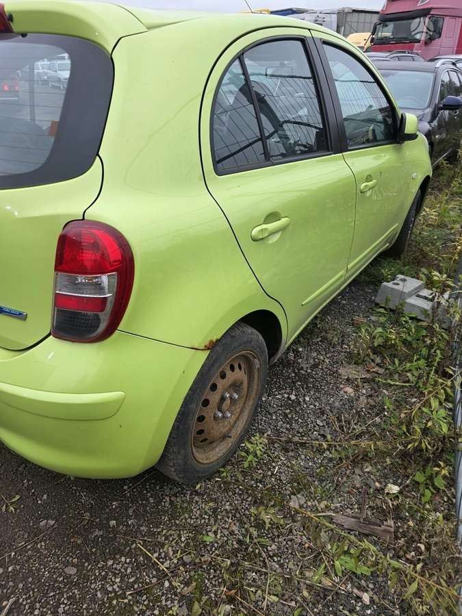 Nissan Micra по частям