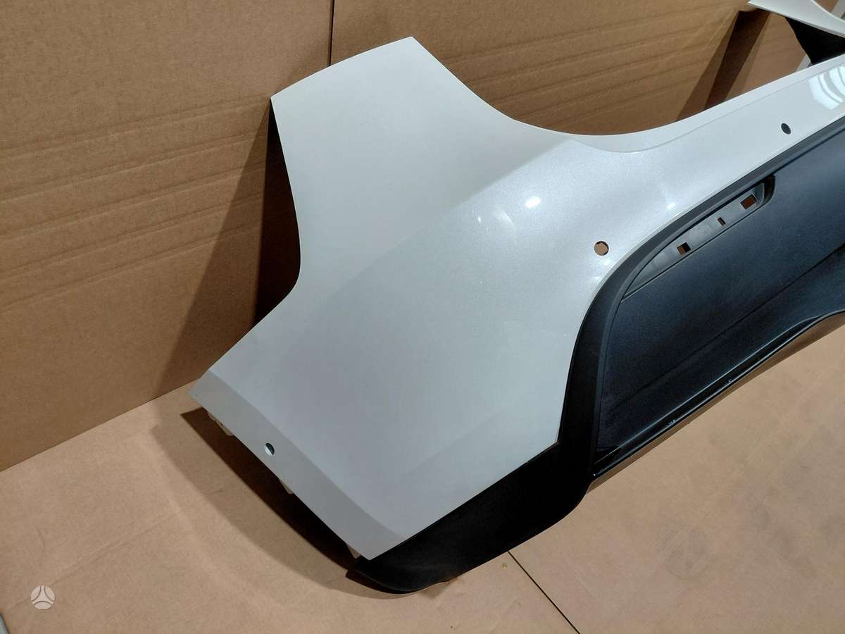 Tesla Model Y Versija su pdc skylėmis