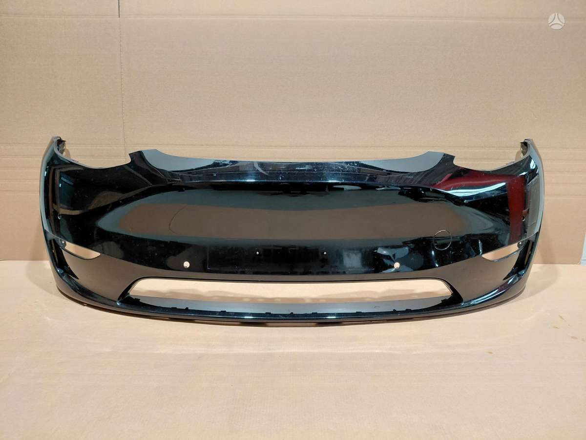 Tesla Model Y Versija su pdc skylėmis