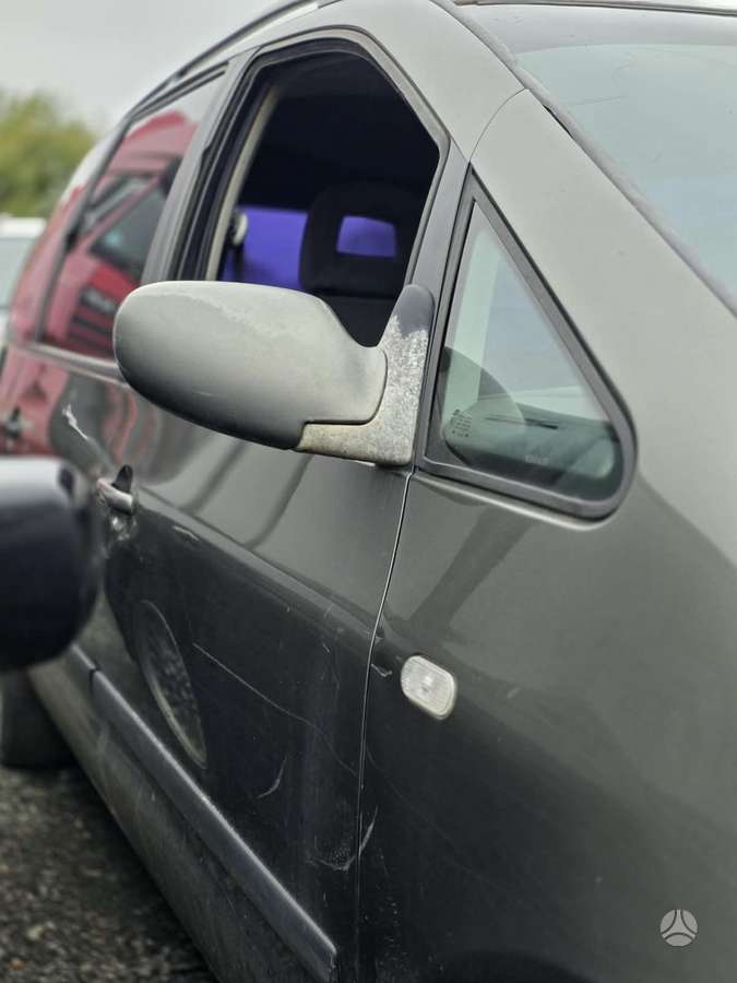 Ford Galaxy for parts