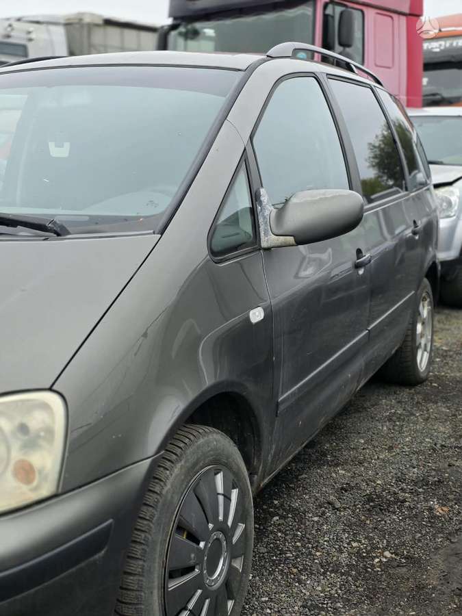 Ford Galaxy по частям
