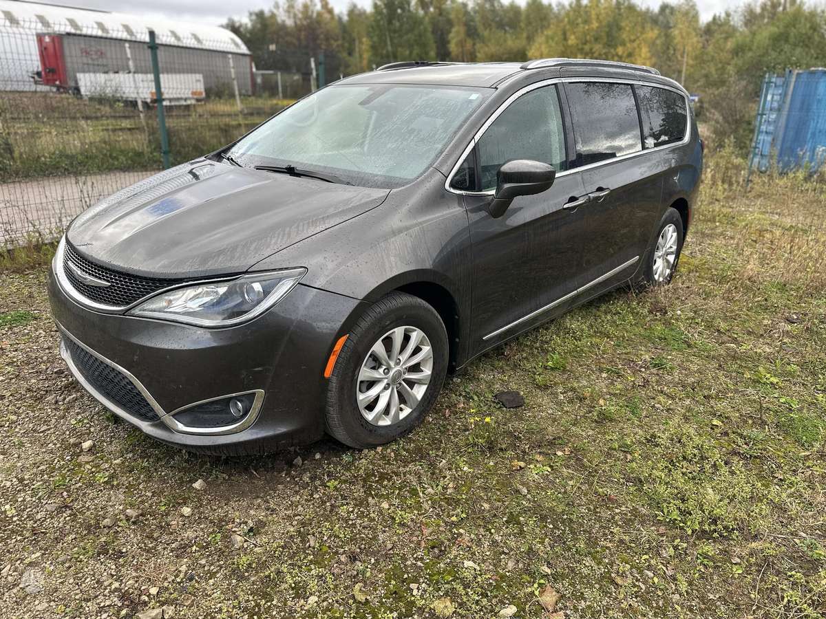 Chrysler Pacifica Dalimis pacifica parduodamos originalios dalys geros būklės