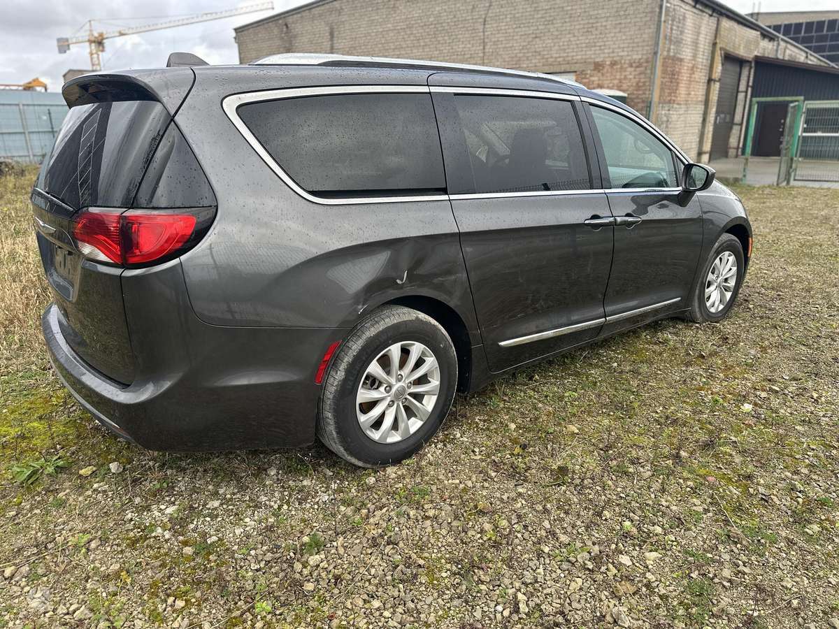 Chrysler Pacifica Dalimis pacifica parduodamos originalios dalys geros būklės