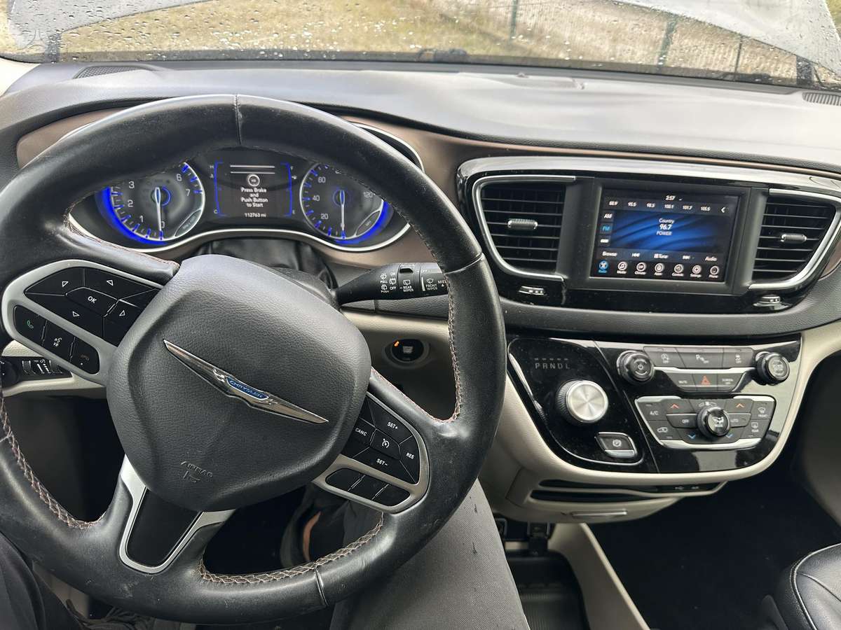 Chrysler Pacifica Dalimis pacifica parduodamos originalios dalys geros būklės