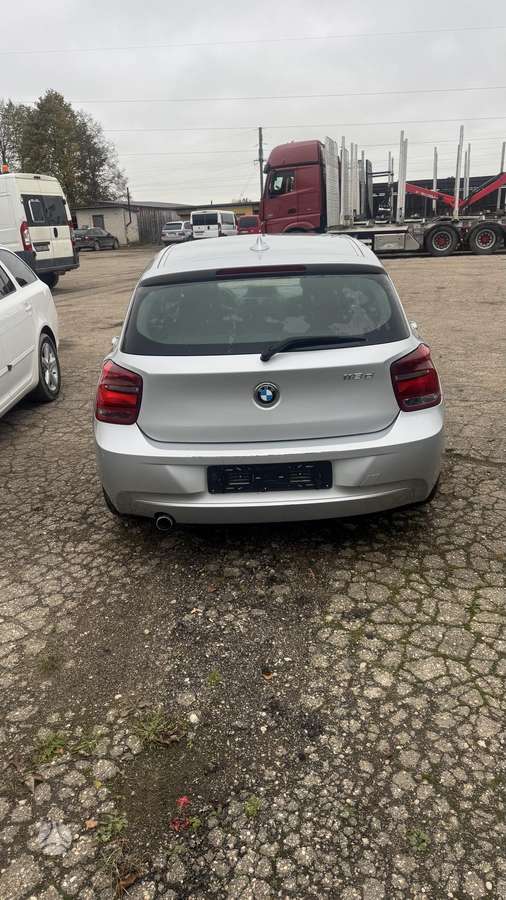 BMW 118, Хэтчбек