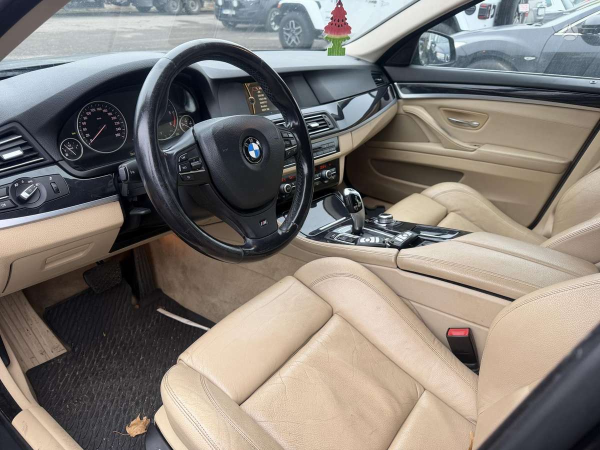 BMW 520, 2.0 l., Седан