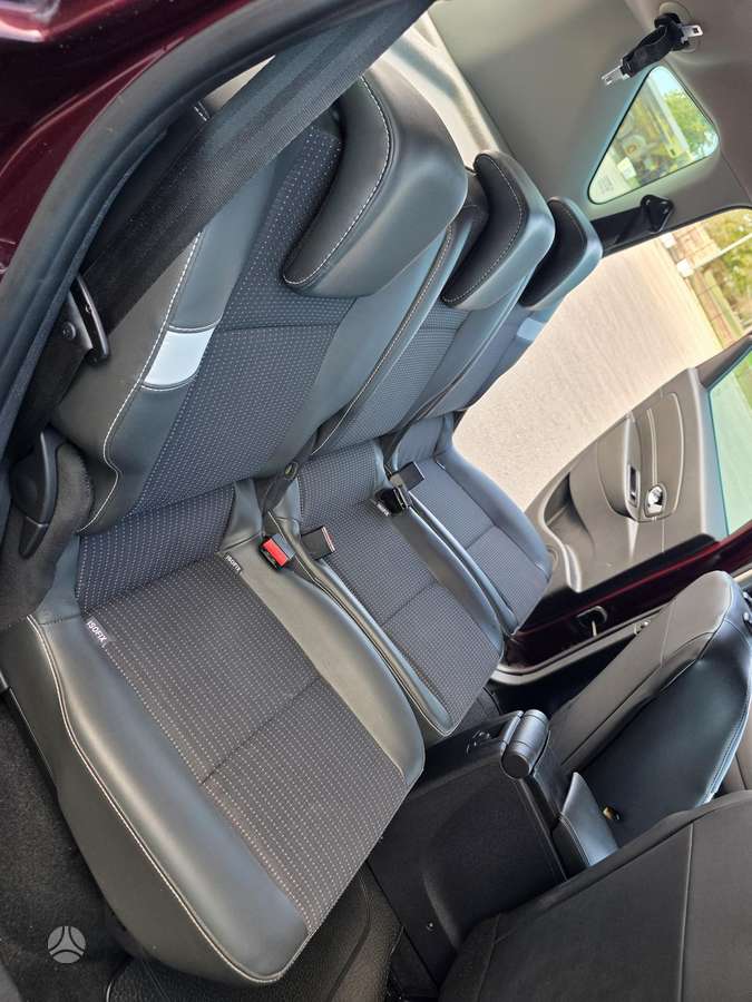 Renault Scenic 2014 — photo 19