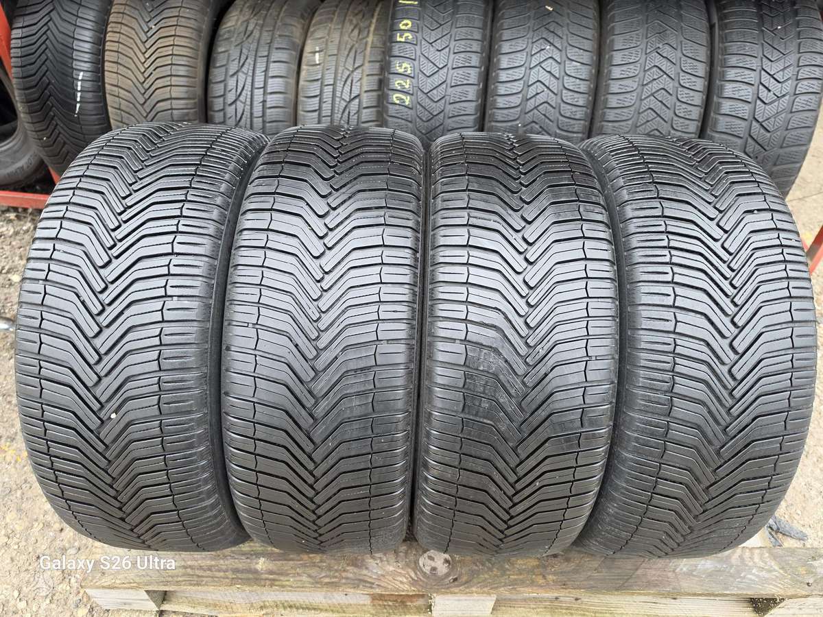 Michelin CrossClimate 2, всесезонные 235/45 R18