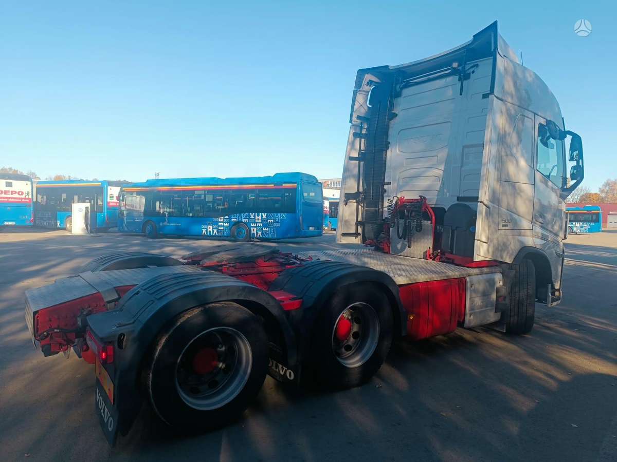 Volvo FH500, single sleeper