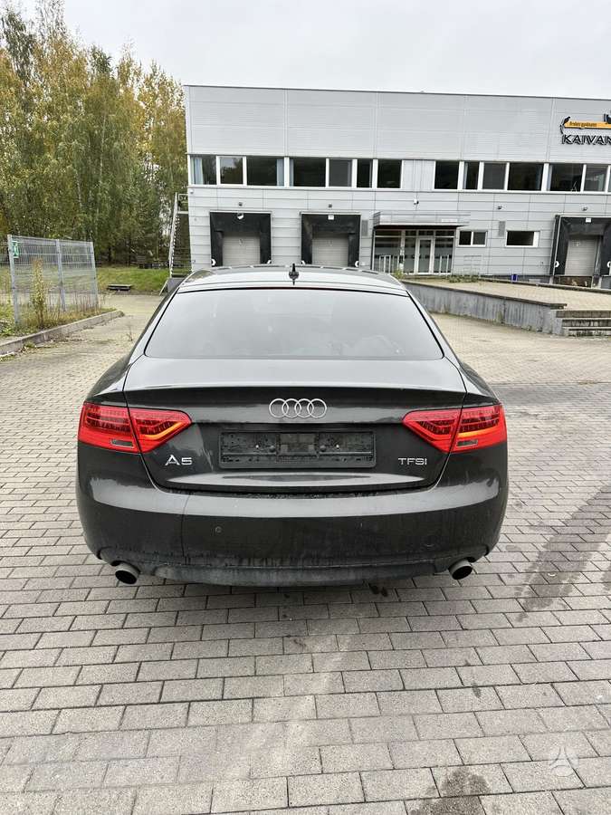 Audi A5 Sportback dalimis. 1 6d 84kw variklio kodas cjeb spalvos kodas lz7l pava