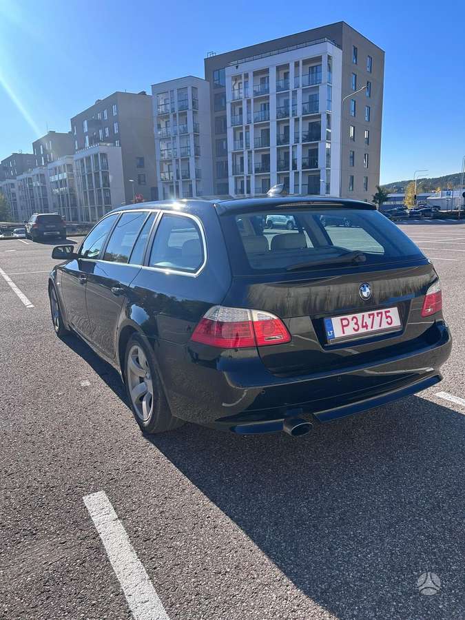 BMW 520, 2.0 l., wagon