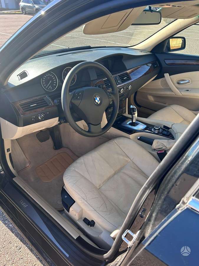 BMW 520, 2.0 l., universalas
