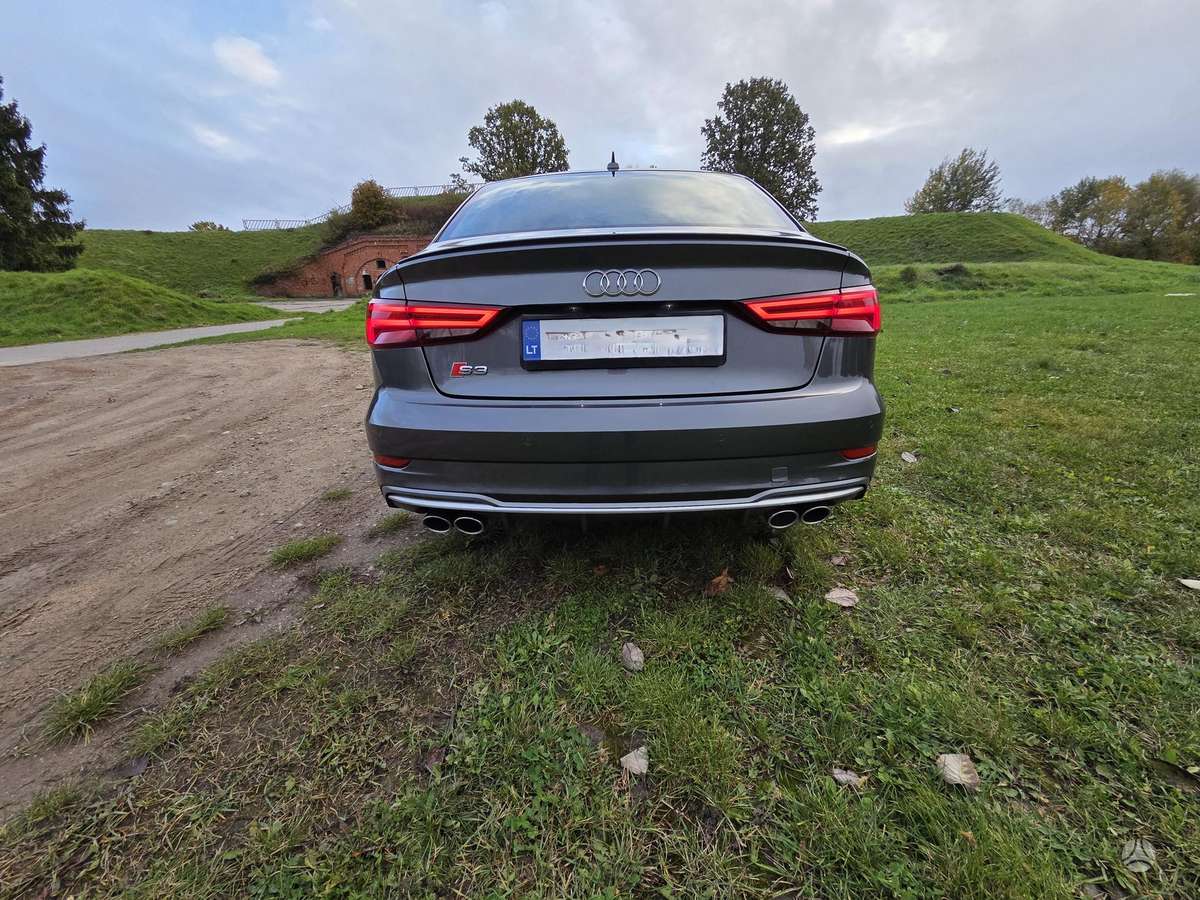 Audi S3, 2.0 l., Седан