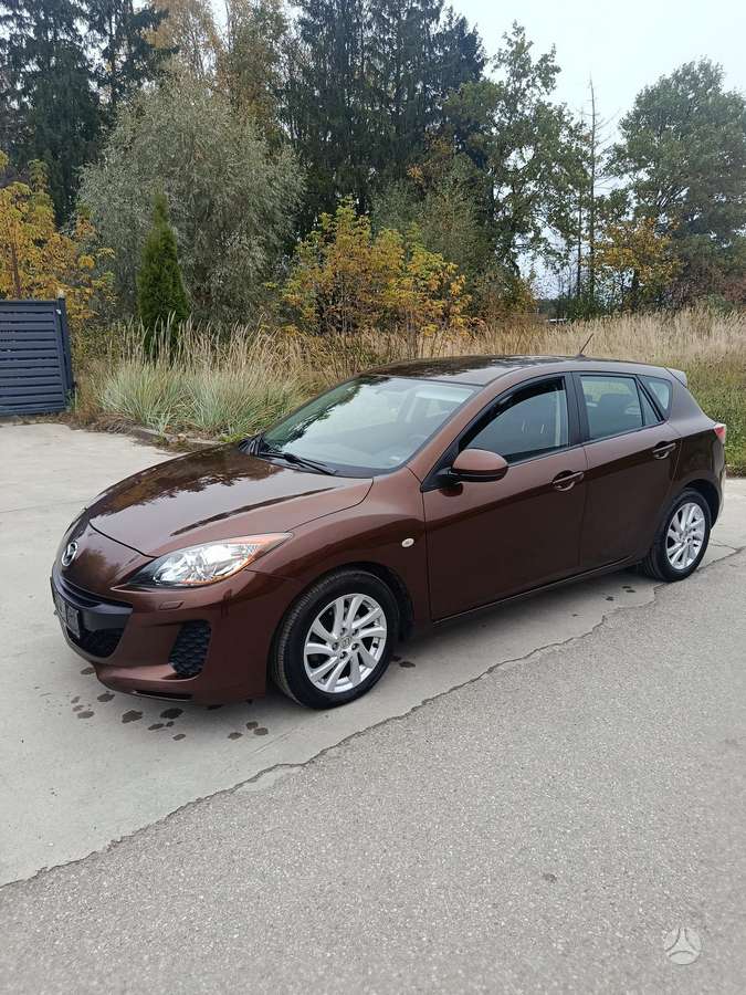 Mazda 3, 1.6 l., Хэтчбек