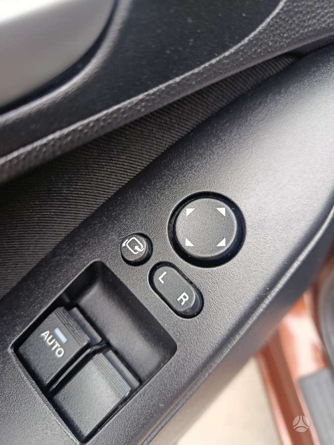 Mazda 3, 1.6 l., Хэтчбек