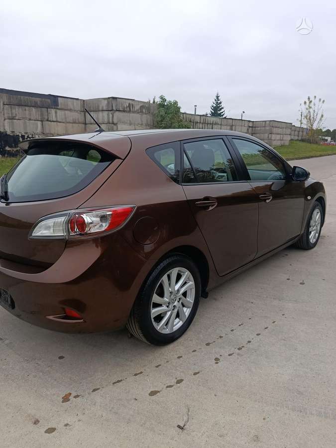 Mazda 3, 1.6 l., Хэтчбек