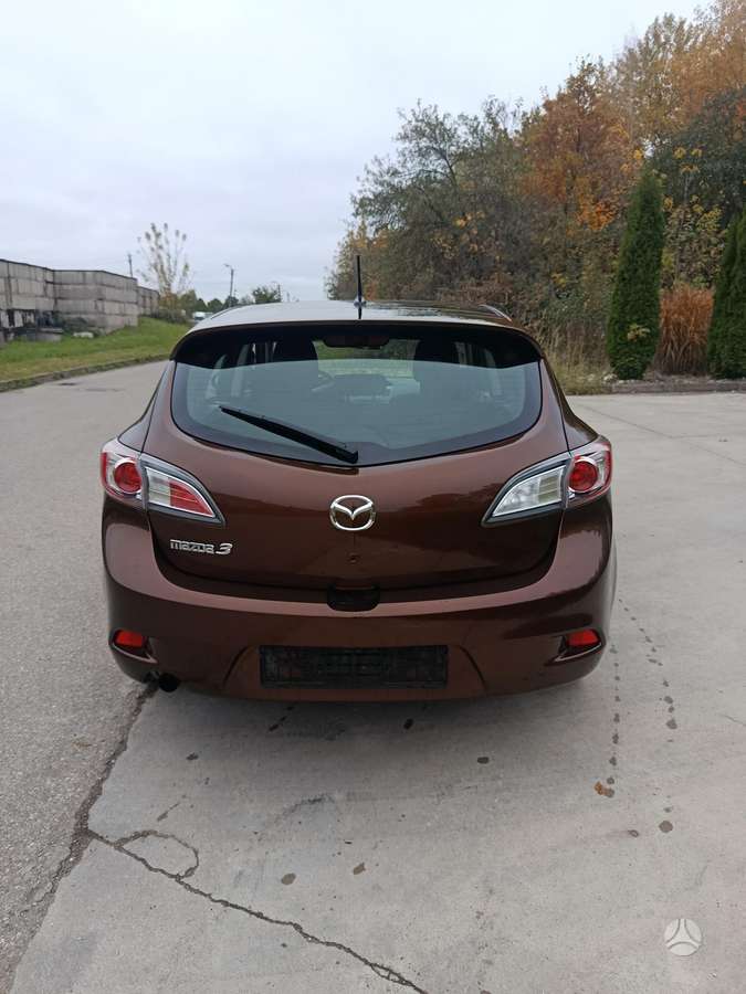 Mazda 3, 1.6 l., Хэтчбек