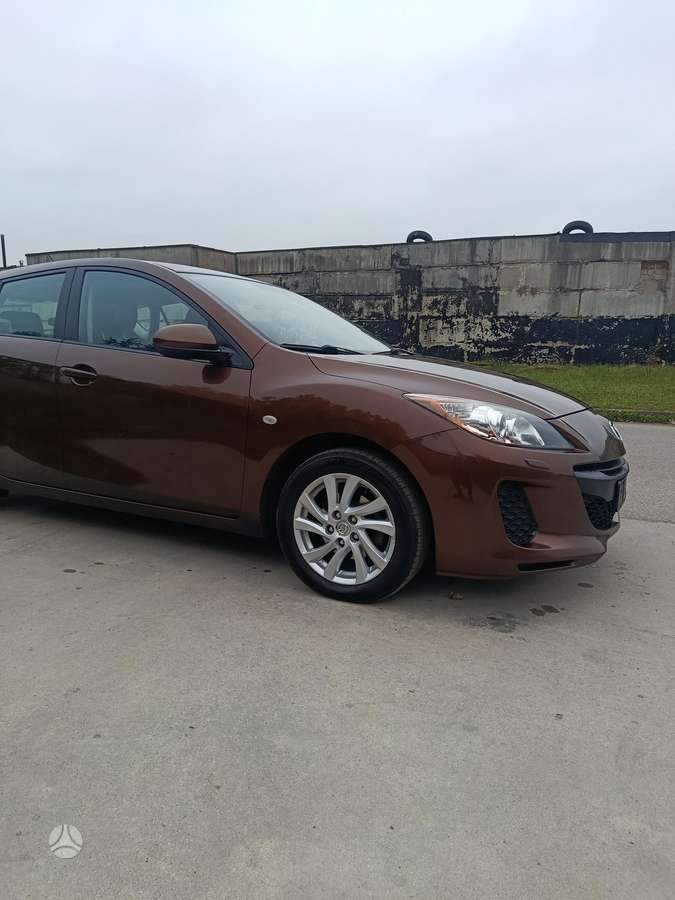 Mazda 3, 1.6 l., Хэтчбек