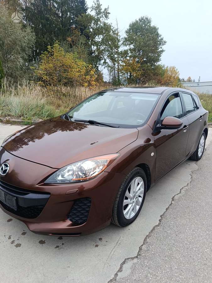 Mazda 3, 1.6 l., Хэтчбек