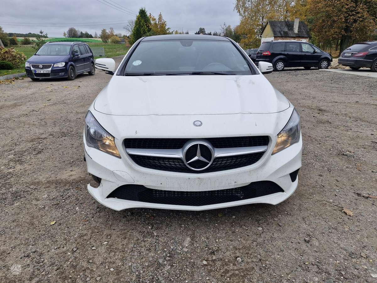 Mercedes-Benz CLA200